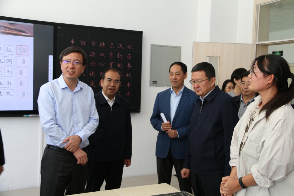 99c9e7d01a6ad4ea428262dbceed0aa